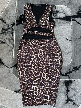 PrettyLittleThing Leopard Print Cut-Out Midi Dress - Brown & Black
